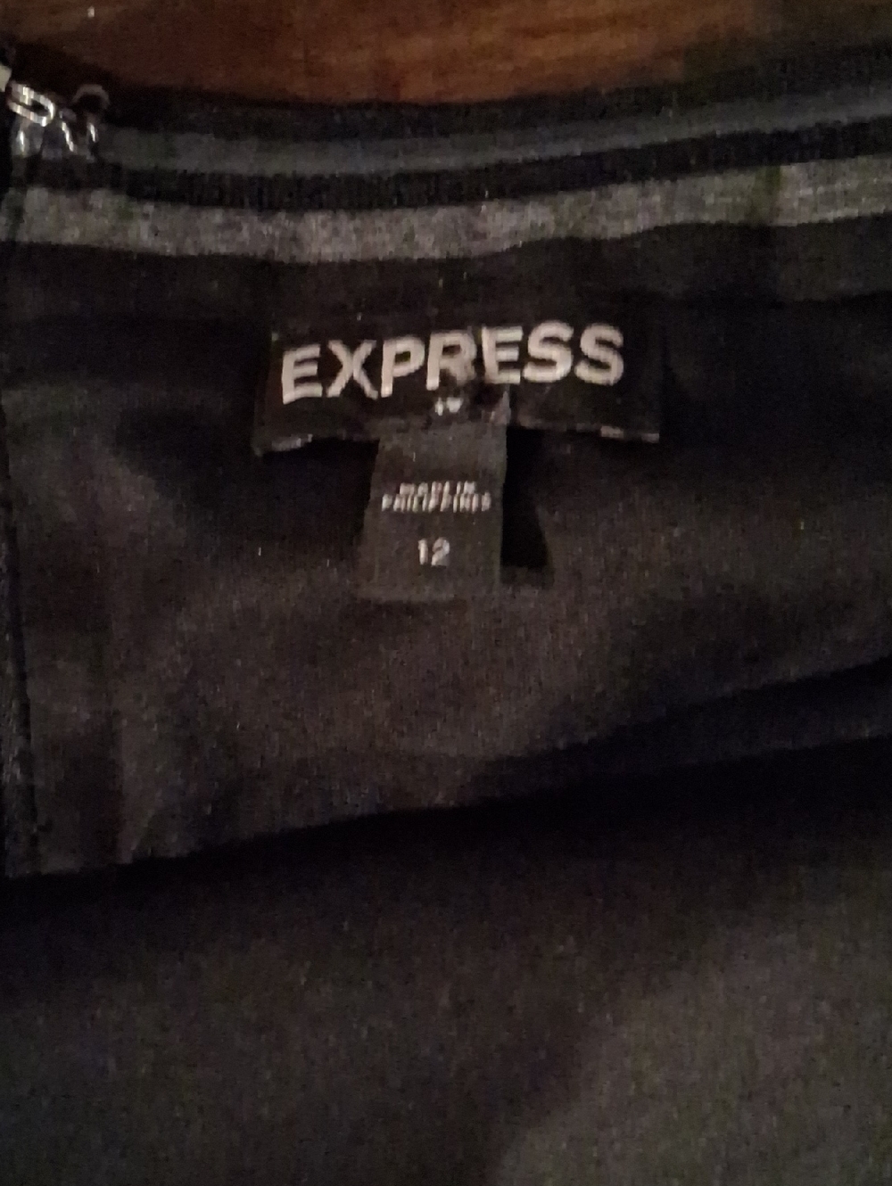 Express Bodycon Strspless Dress - Picture 2 of 5